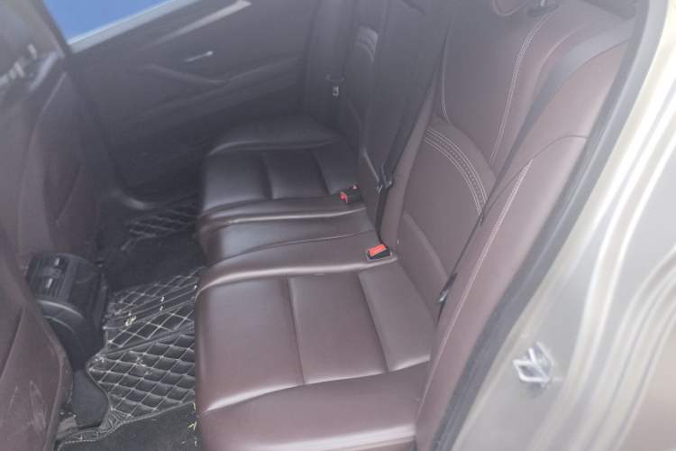 Used BMW 5 Series 2014 525Li Luxury Design Package
