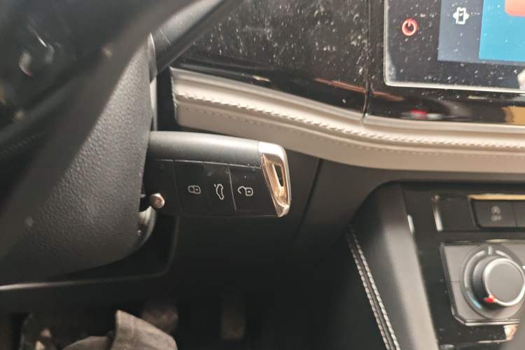 Used Jetta VS5 2024 280TSI Manual Pioneer Edition Vehicle Key