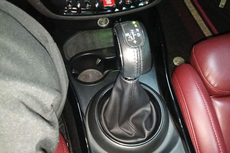 Used MINI Clubman 2018 1.5T COOPER Classic Edition Gear Lever
