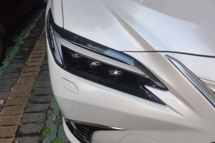 Used Lexus ES 2025 200 Premium Edition
