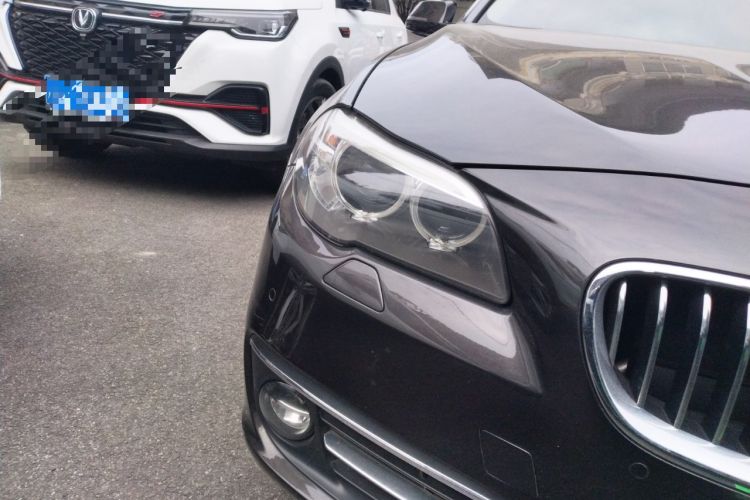 Used BMW 5 Series 2014 525Li Luxury Design Package Right Front Headlight