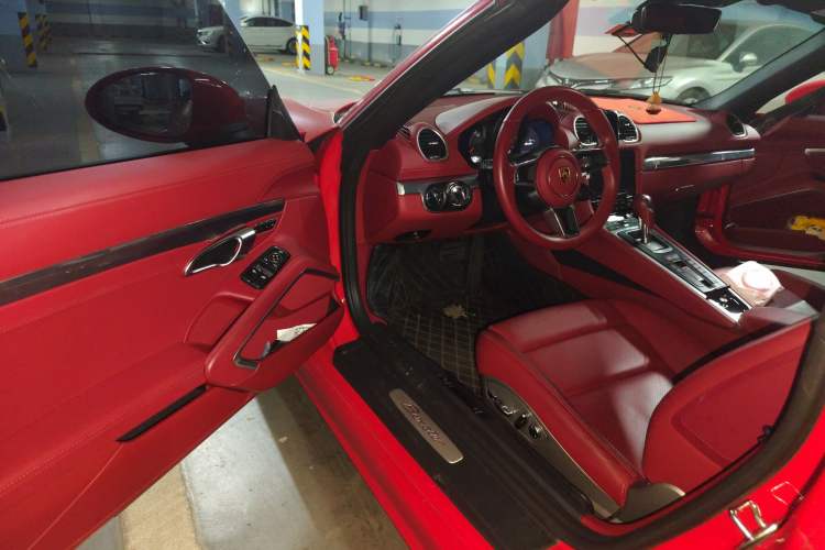 Used Porsche 718 2020 Boxster 2.0T Driver Seat