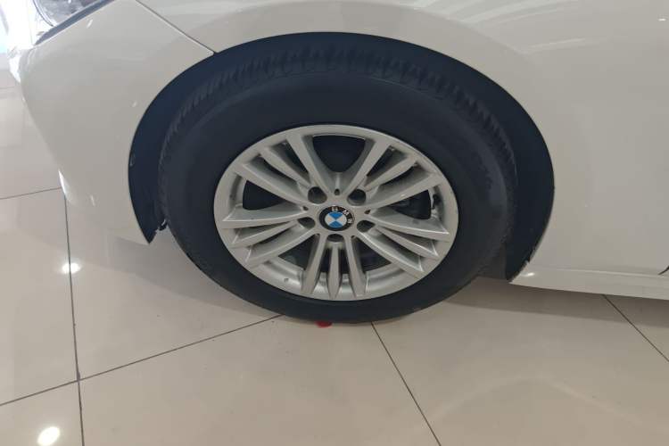 Used BMW 3 Series 2015 320Li Fashion Model