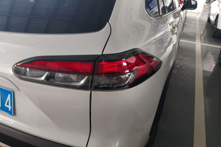 Used Toyota FRONTLANDER 2022 2.0L CVT Luxury PLUS Edition