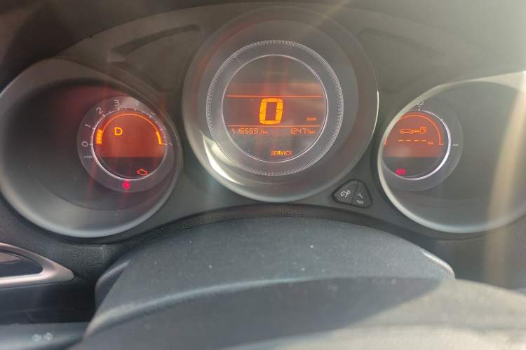 Used Citroen C4L 2013 1.8L Automatic Enjoyment Edition
