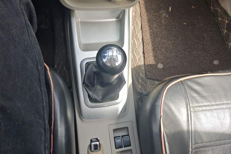 Used Changan Alsvin V3 2012 1.3L Manual Standard Edition