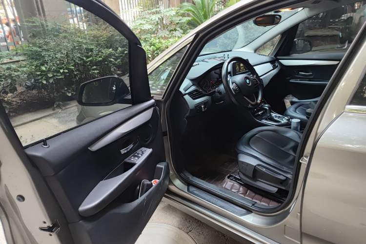 Used BMW 2 Series Gran Tourer 2015 218i Leading Model
