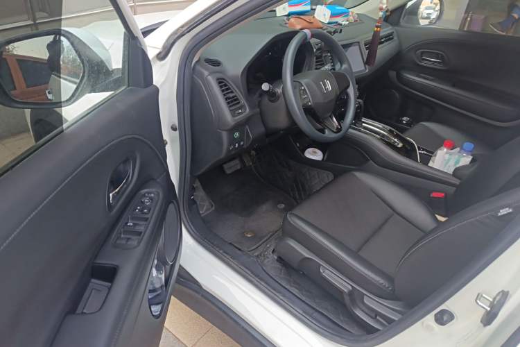 Used Honda Vezel 2020 1.5L CVT Luxury Edition
