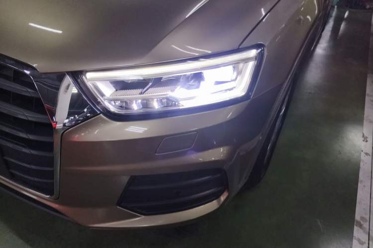 Used Audi Q3 2017 35 TFSI Style Edition Left Front Headlight