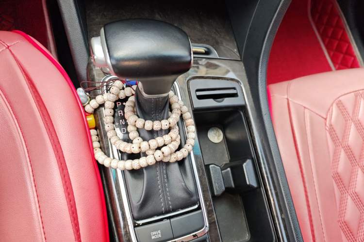 Used Kia K5 2016 1.6T Automatic LUX Gear Lever