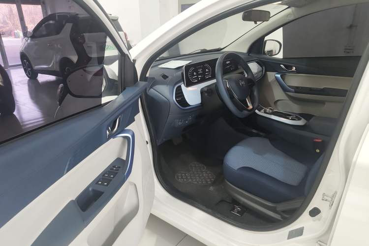 Used CHANGAN OSHAN Benni E-Star 2022 Qingxin Edition Colorful Model Lithium Iron Phosphate Interior 3