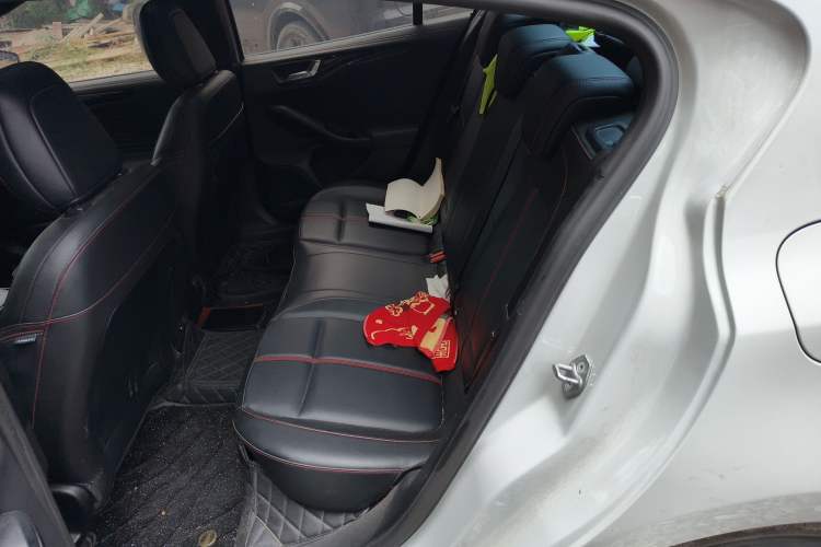 Used Ford Focus 2022 Sedan EcoBoost 180 Automatic ST Line
