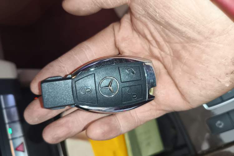 Used Mercedes-Benz E-Class 2015 E 200 L
