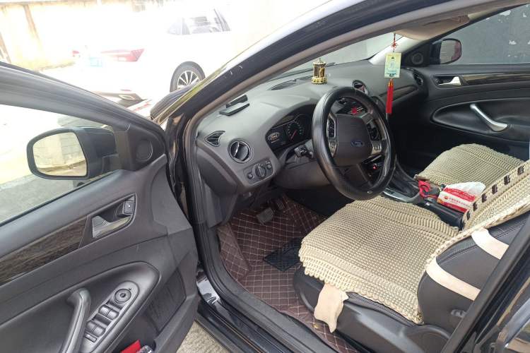 Used Ford Mondeo 2011 2.0L GTDi 200 Luxury Edition