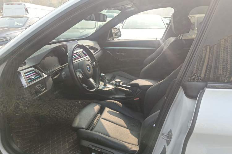 Used BMW 3 Series GT 2020 320i M Sport Package Left Front Seat