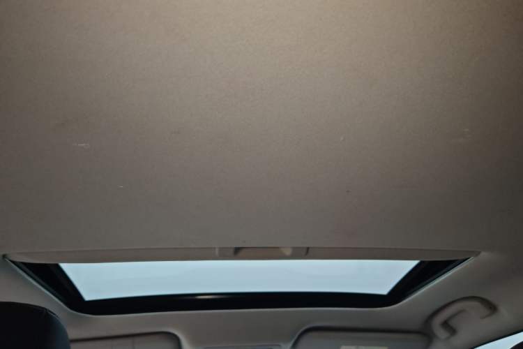 Used Nissan Lannia 2020 1.6L CVT Smart Connect High-Energy Edition
