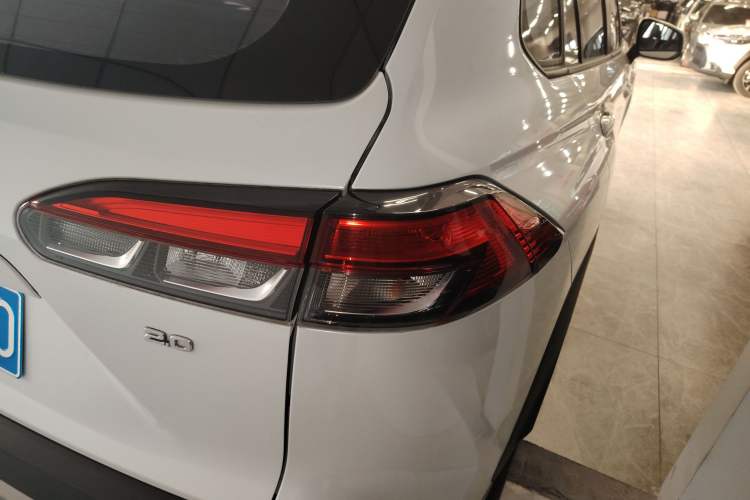 Used Toyota FRONTLANDER 2022 2.0L CVT Luxury PLUS Edition
