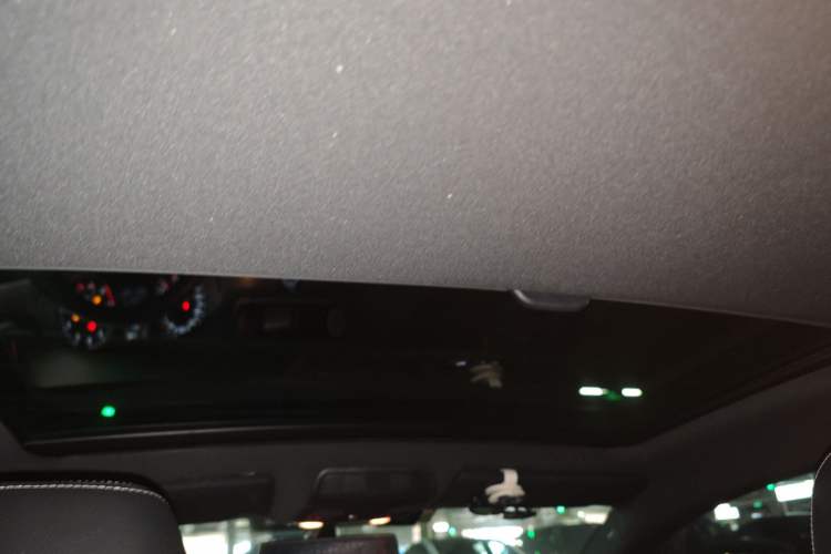 Used Volkswagen FAW-Volkswagen CC 2013 1.8TSI Prestige Model Headliner