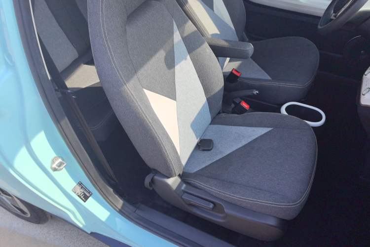 Used Cowin October 2023 201km Wave Rider Edition
