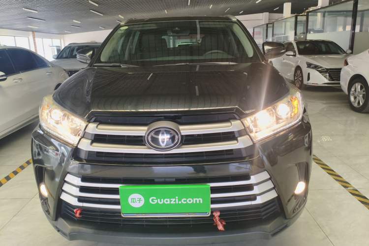 Used Toyota Highlander 2018 2.0T Four-Wheel Drive Luxury Edition 7 Seats China V Emission Standard

