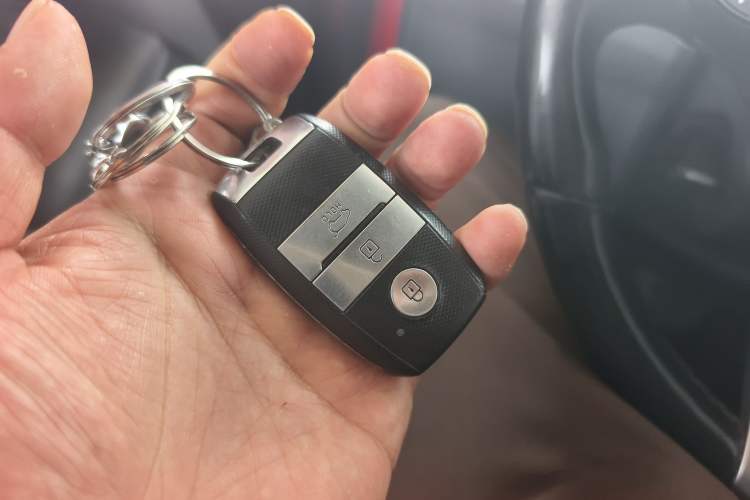 Used Kia KX3 2019 1.6L Automatic Fashion Sunroof Edition