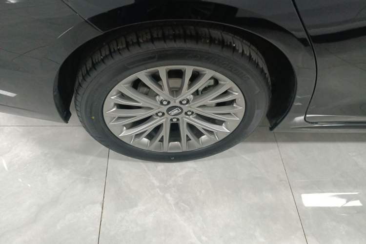 Used Bestune B70 2025 Dragon Edition 1.5T Enjoyment Model Right Rear Wheel Hub