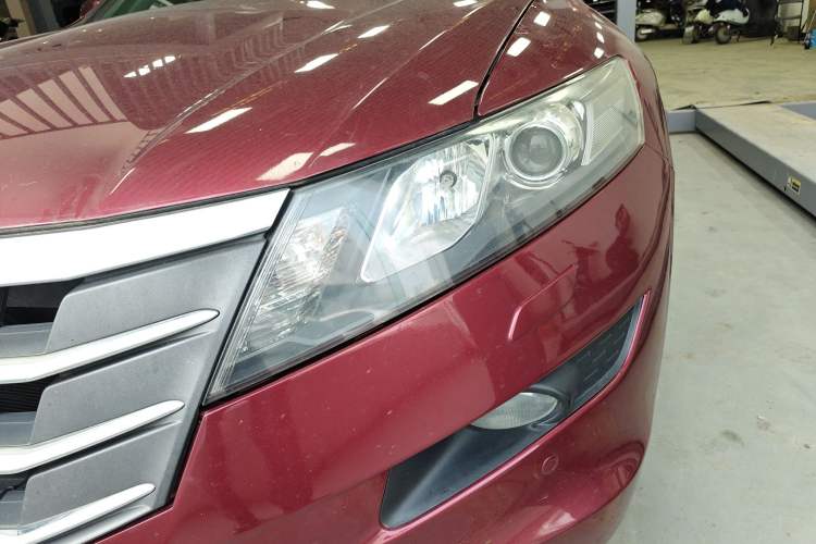 Used Honda Crosstour 2012 2.4L Luxury Edition Left Front Headlight