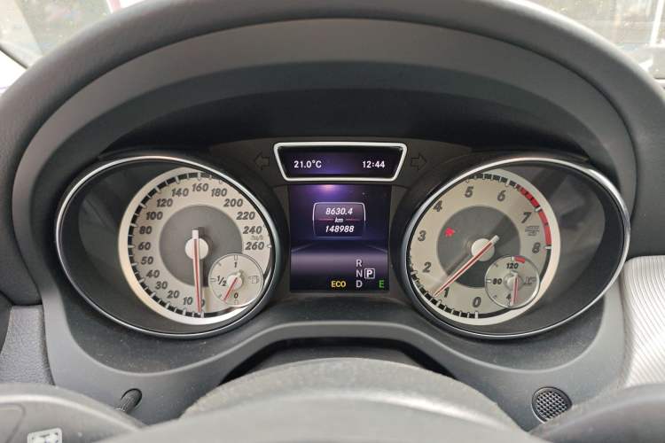Used Mercedes-Benz GLA 2015 GLA 200 Instrument Cluster