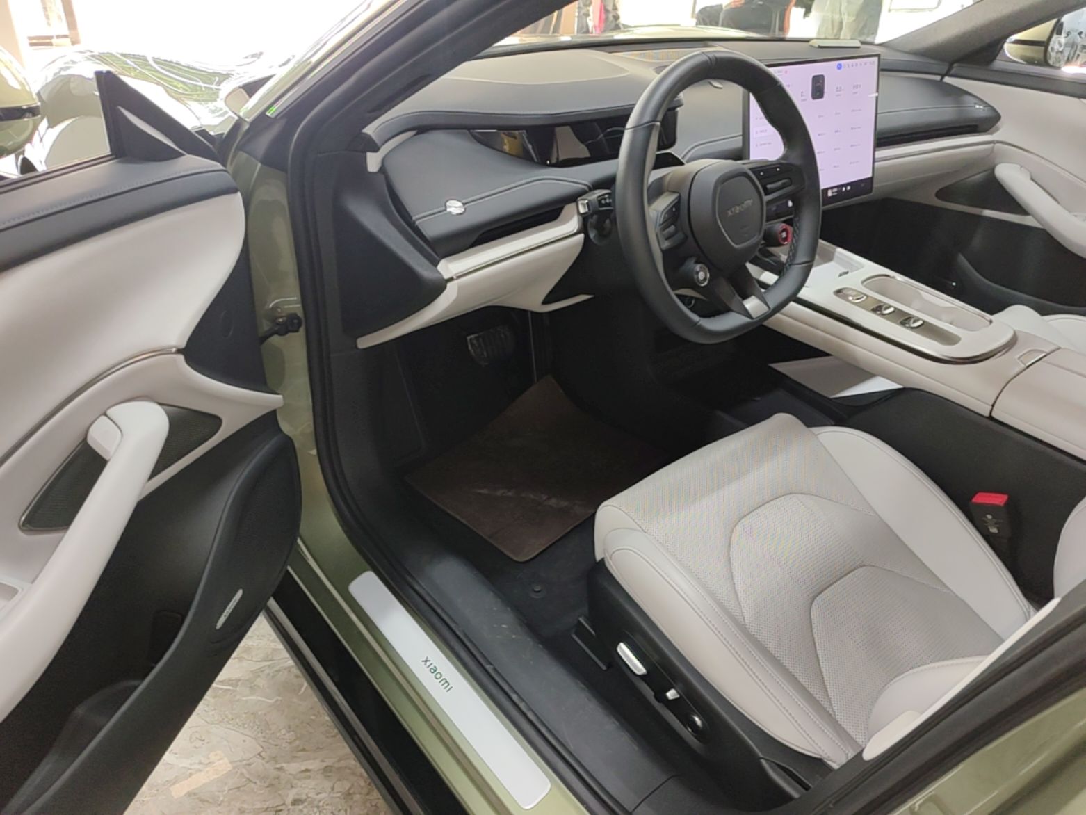 Xiaomi Auto SU7 2024 Rear-Drive Long-Range Intelligent Driving Version — снимка 18