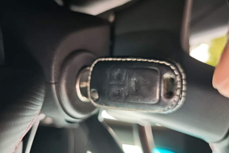 Used Chevrolet Monza 2019 RS 330T Automatic Comfort Edition China VI Standard Vehicle Key