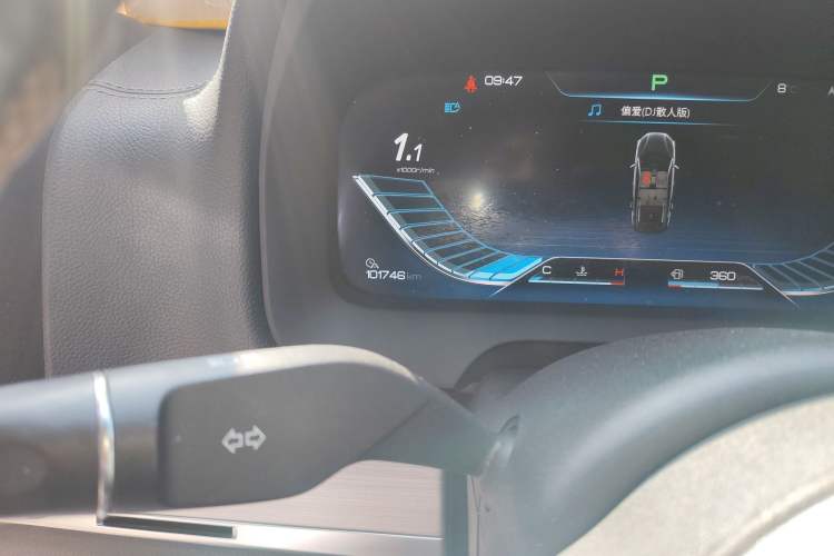 Used BYD Tang 2018 2.0T Automatic SmartConnect Luxury Version 7 Seats China V Standard