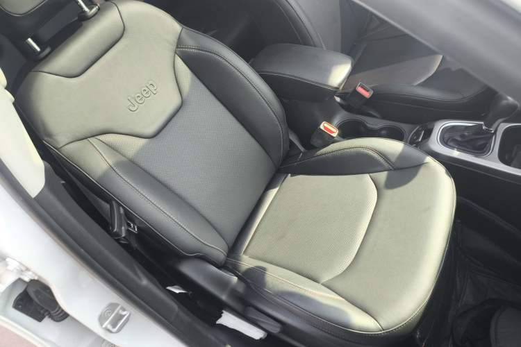 Used Jeep Compass 2017 200T Automatic Family Edition