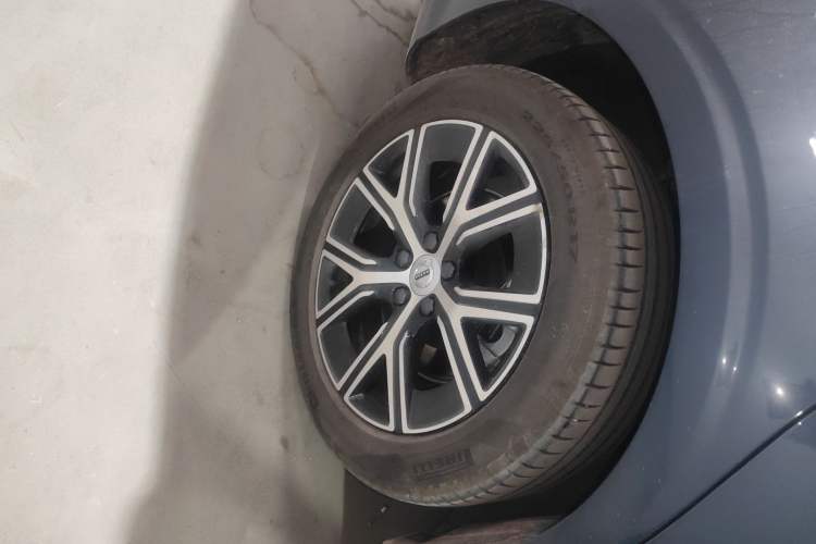 Used Volvo S60 2025 B4 Zhiyi Luxury Edition Exterior 5