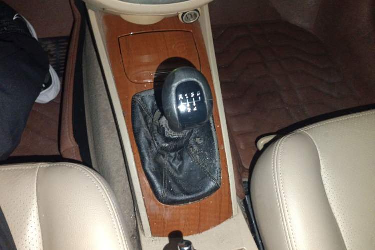 Used Buick Excelle 2011 1.6 LE-MT
