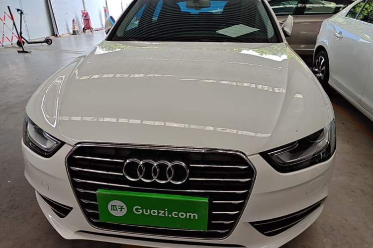 Used Audi A4L 2016 35 TFSI Collector's Edition Automatic Standard Model
