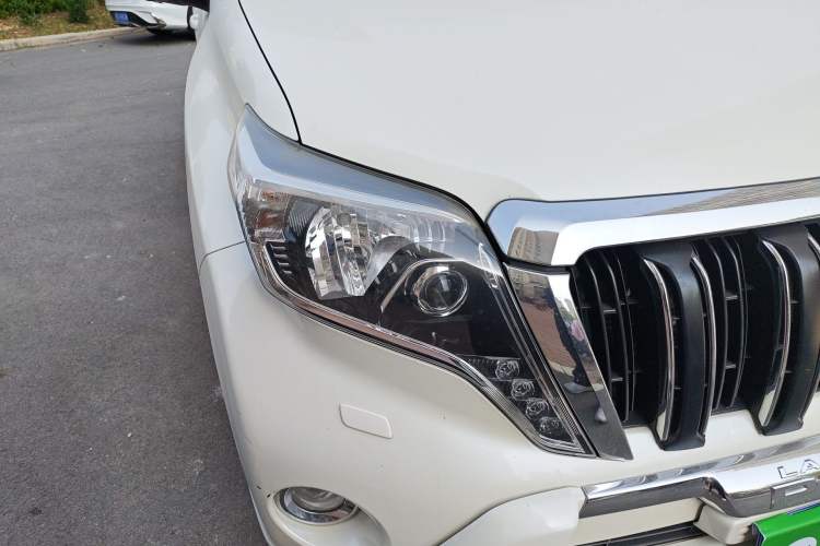 Used Toyota Prado 2014 2.7L Middle East Version Parallel Import
