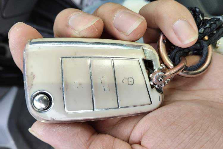 Used Volkswagen Tiguan L 2023 Restyled 330TSI Automatic Two-Wheel Drive R-Line Enhanced Comfort Version