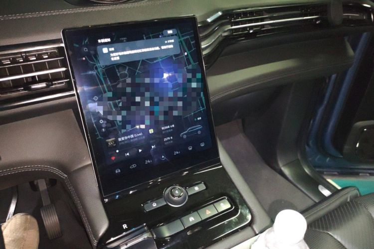 Used Nio ES8 2018 355 km Base Version 6-Seater Edition Audio And AC Panel