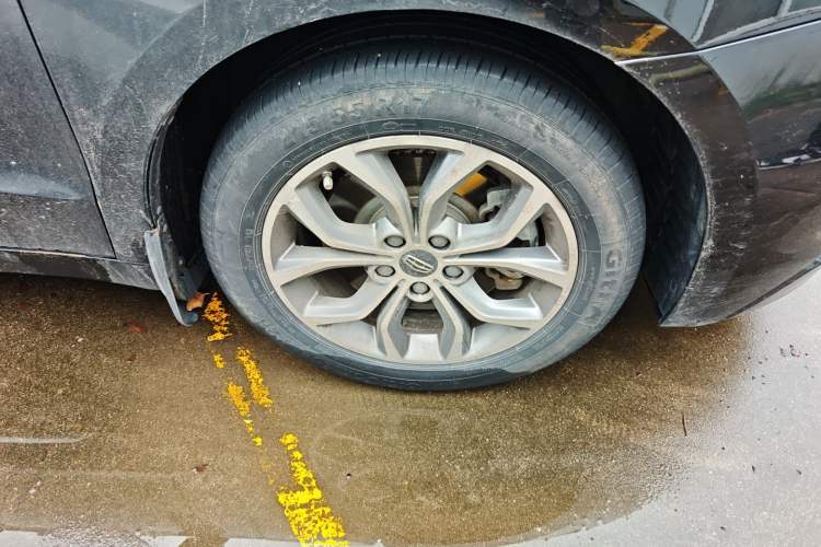 Used Geely Auto Emgrand GT 2016 2.4L Zunya Model
