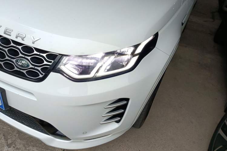 Used Land Rover Discovery Sport 2025 249 PS Performance Tech Edition
