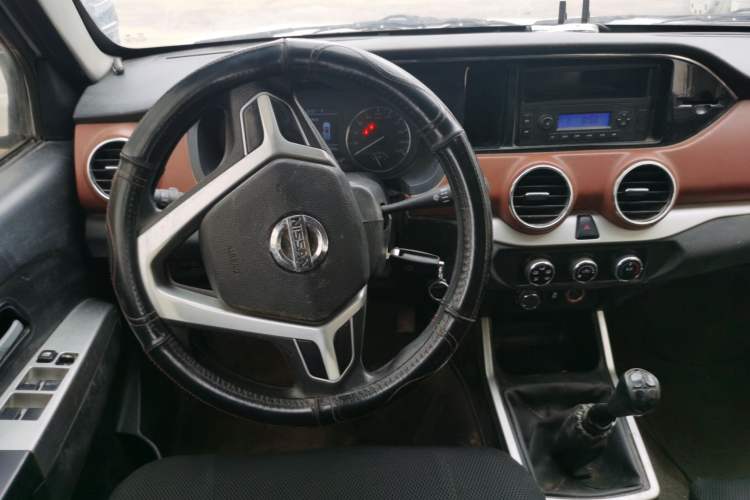 Used Dongfeng Ruichi  Steering Wheel