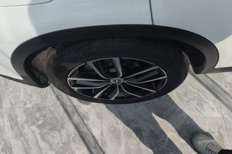 Used Mercedes-Benz GLC 2021 GLC 260 L 4MATIC Luxury Model Exterior 5