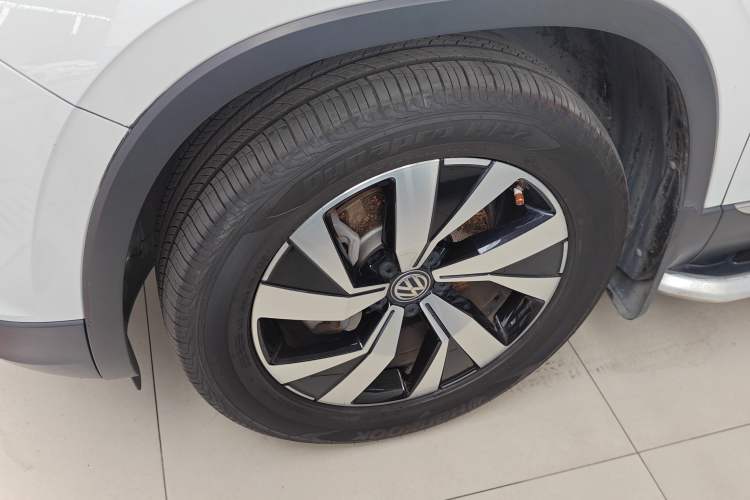 Used Volkswagen Tayron 2019 330TSI Two-Wheel Drive Luxury Model China VI Standard
