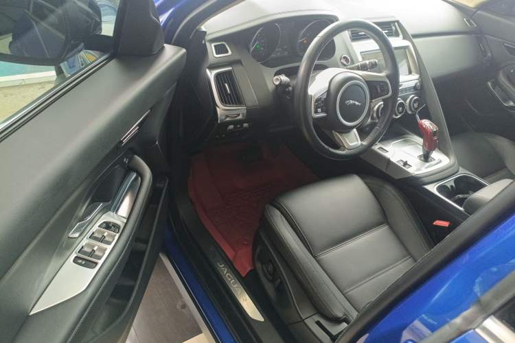 Used Jaguar E-PACE 2018 P250 SE China VI