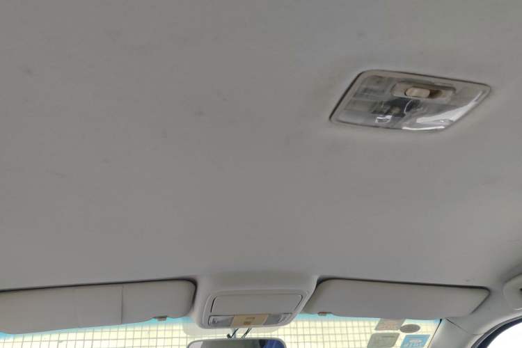 Used JMC Yuhu 7 2016 2.4T Two-Wheel Drive Luxury Edition JX4D24