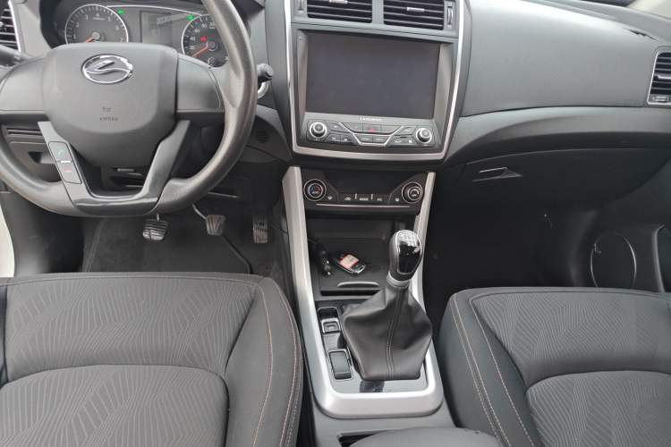 Used Land X5 2016 Plus 1.5T Manual Enjoyment Edition
