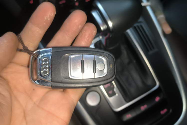 Used Audi Q5 2018 Collector's Edition 40 TFSI Technology Model