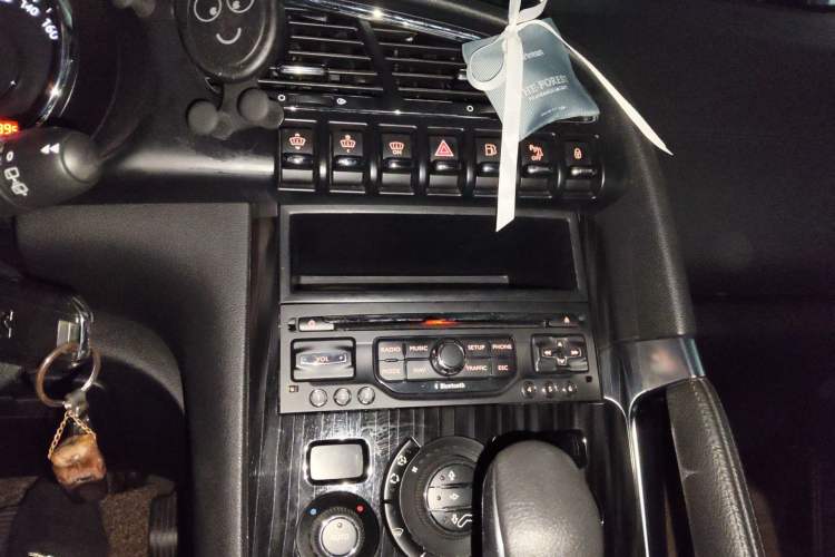 Used Peugeot 3008 2013 1.6THP Automatic Prestige Edition Audio And AC Panel