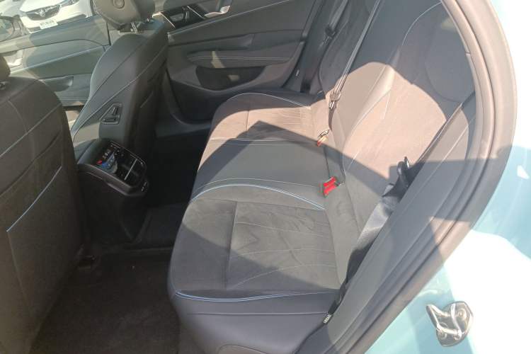 Used Volkswagen Passat 2025 Pro 380TSI Starry Dragon Luxury Edition
