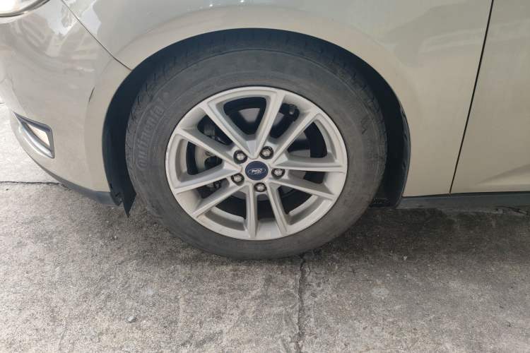 Used Ford Focus 2017 Hatchback EcoBoost 125 Automatic - Ultra-Powerful Style Edition with Smart Drive Features